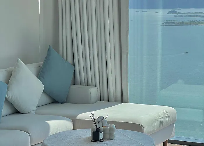 A La Carte Apartment- Sea View * Hạ Long