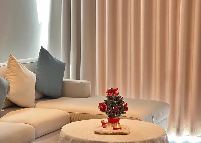 A La Carte Apartment- Sea View